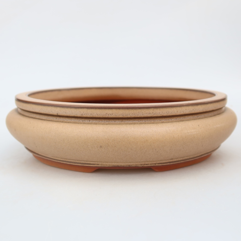 Keramische schaal  23 x 23 x 7 cm, kleur: beige
