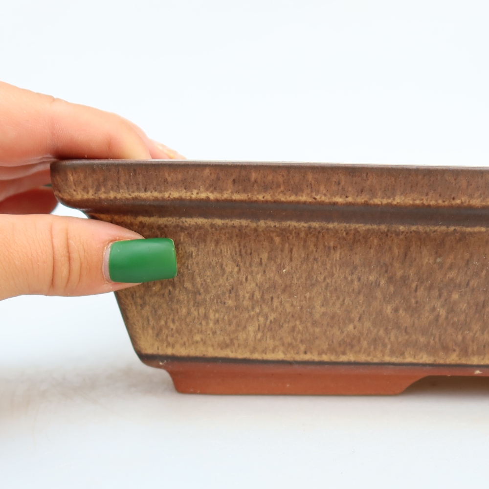Keramische schaal  25,5 x 19 x 6,5 cm, kleur: bruin