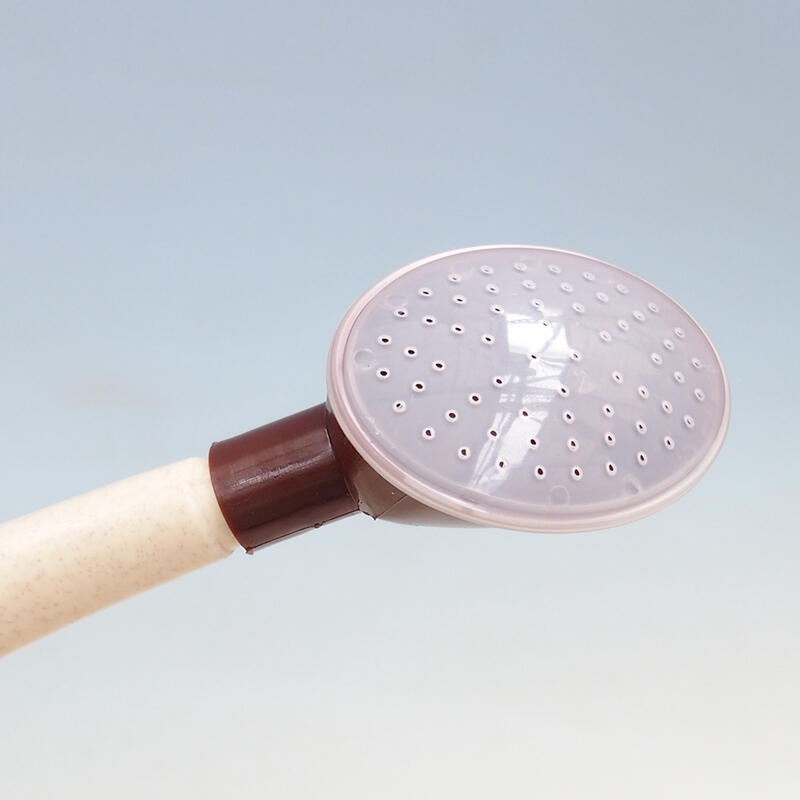 Kunststof gieter 3 liter beige