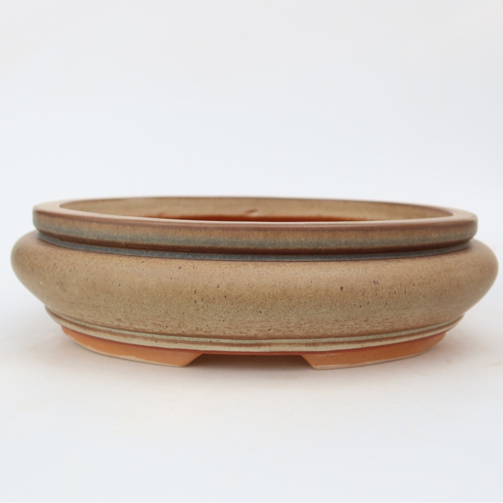 Keramische schaal  23 x 23 x 7 cm, kleur bruin