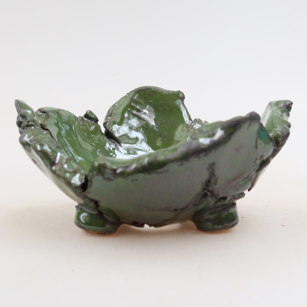 Keramische schaal  12 x 11 x 6,5 cm, kleur groen