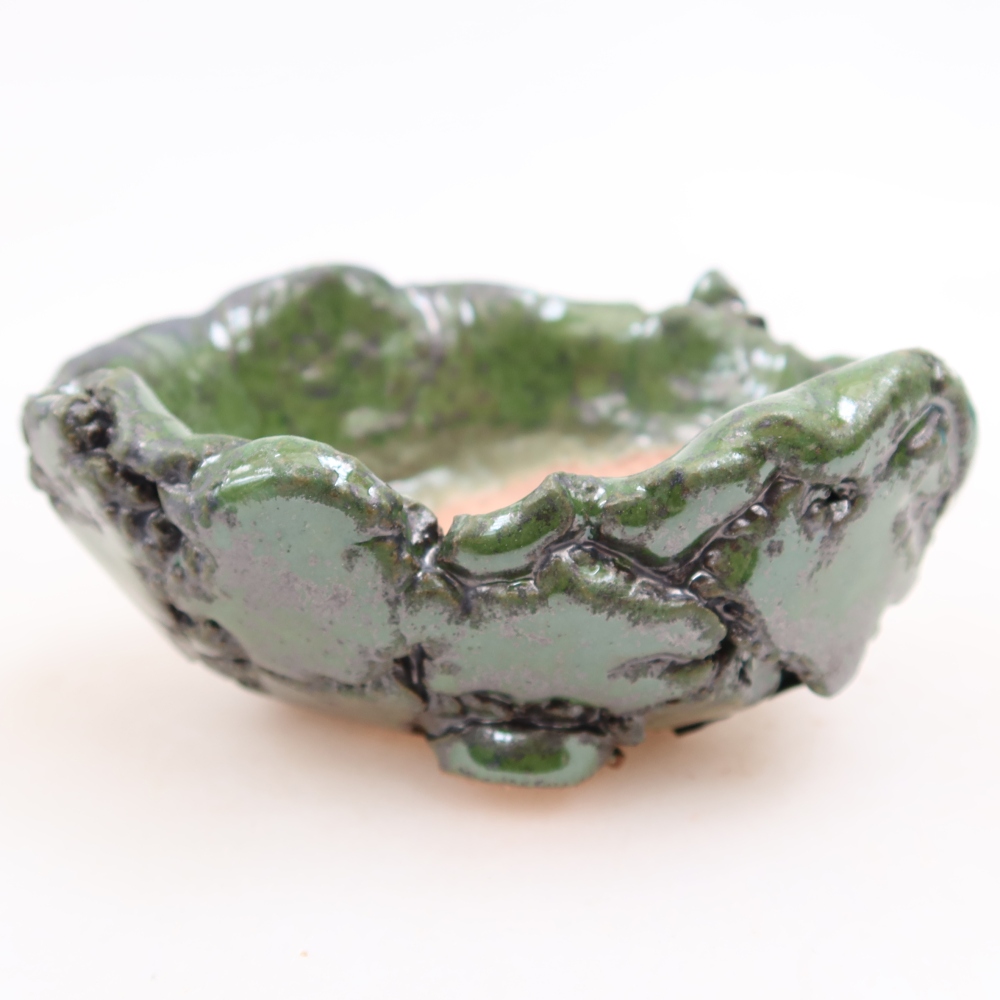 Keramische schaal  10 x 8,5 x 5 cm, kleur groen