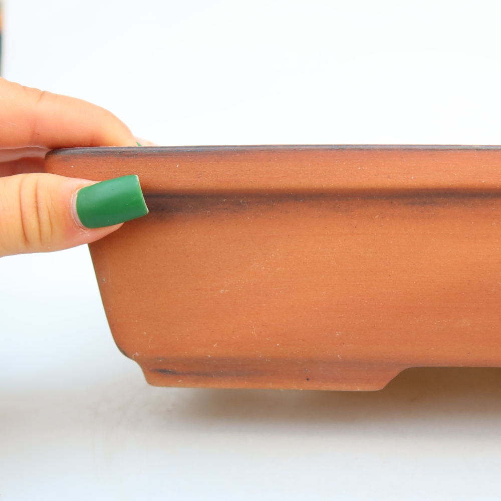 Keramische schaal  25,5 x 19 x 7 cm, kleur baksteenrood