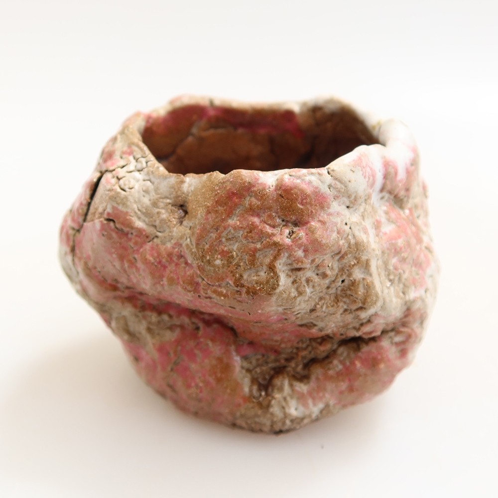 Keramische schaal  4 x 4 x 5 cm, kleur roze