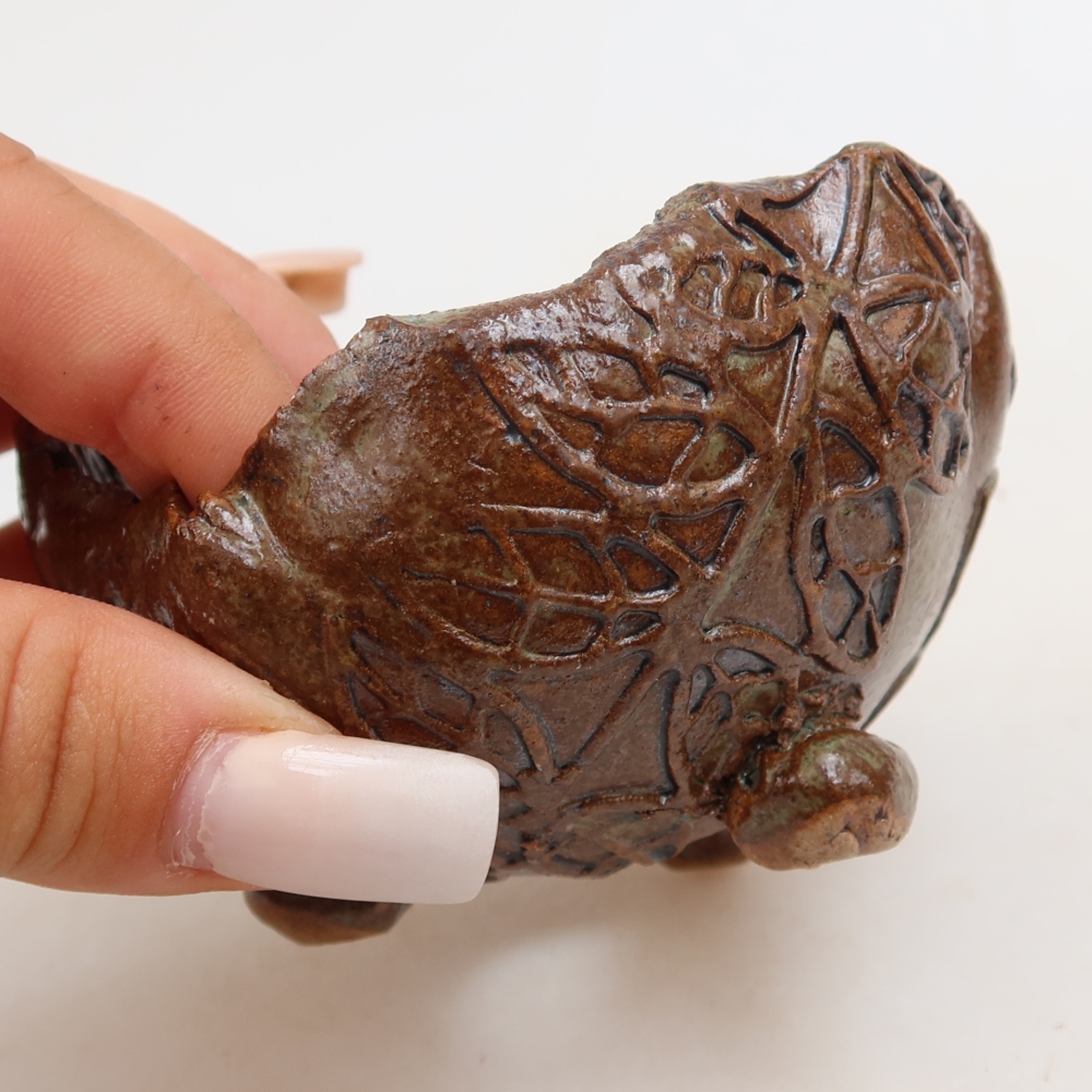 Keramische schaal  8,5 x 8,5 x 6 cm, kleur bruingroen