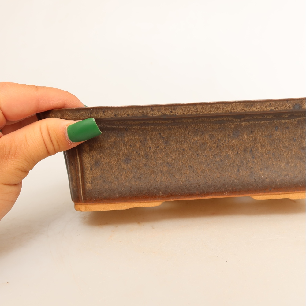 Keramische schaal  20 x 15,5 x 5,5 cm, kleur bruin