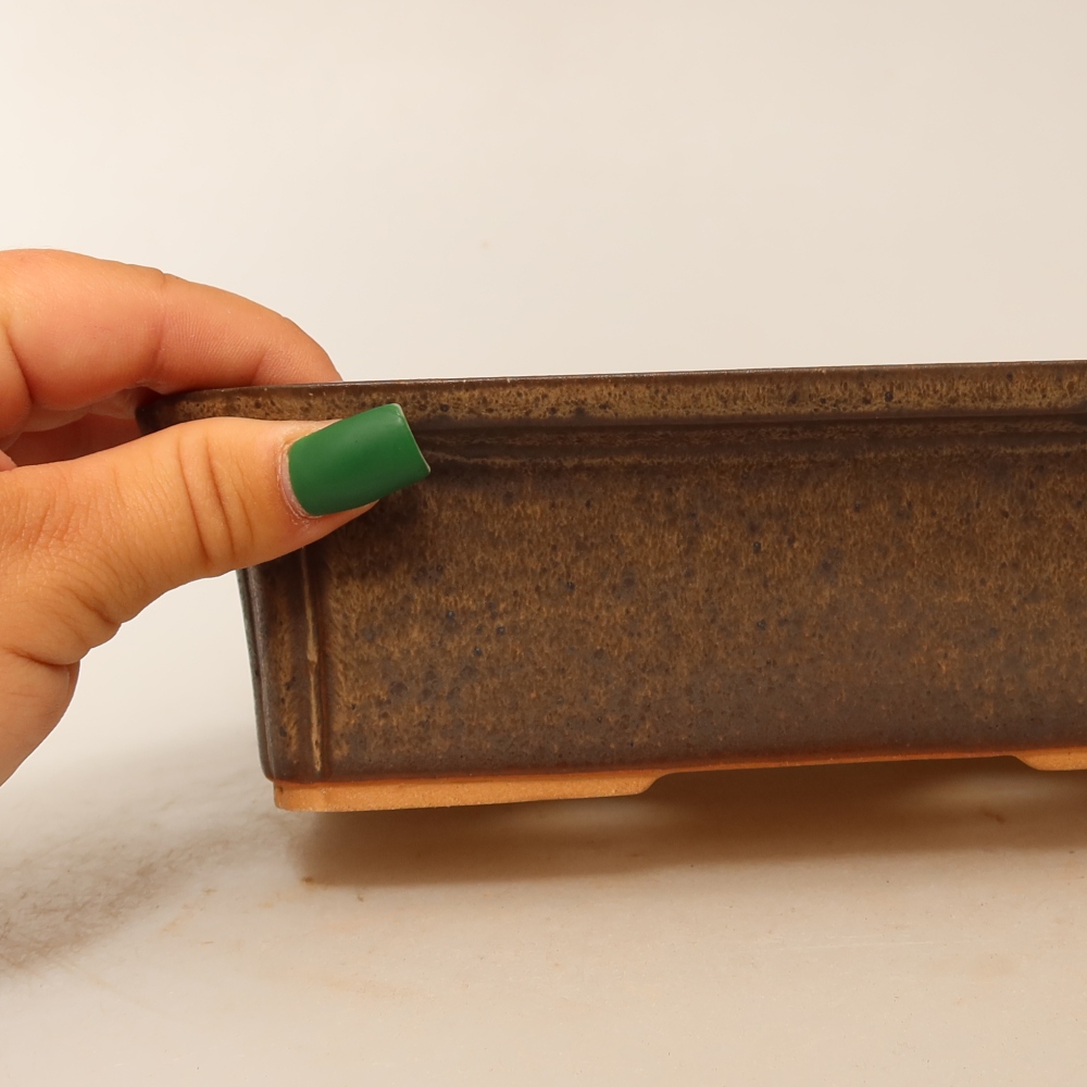 Keramische schaal  20 x 15,5 x 5,5 cm, kleur bruin