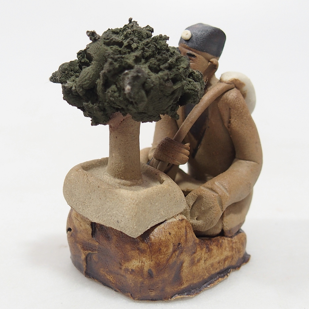 Keramisch beeldje - Bonsaiista