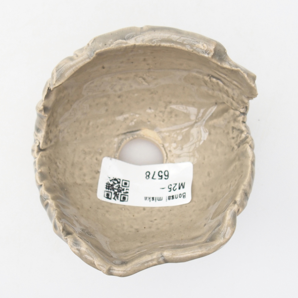 Keramische schaal 8,5 x 8,5 x 6 cm , kleur beige