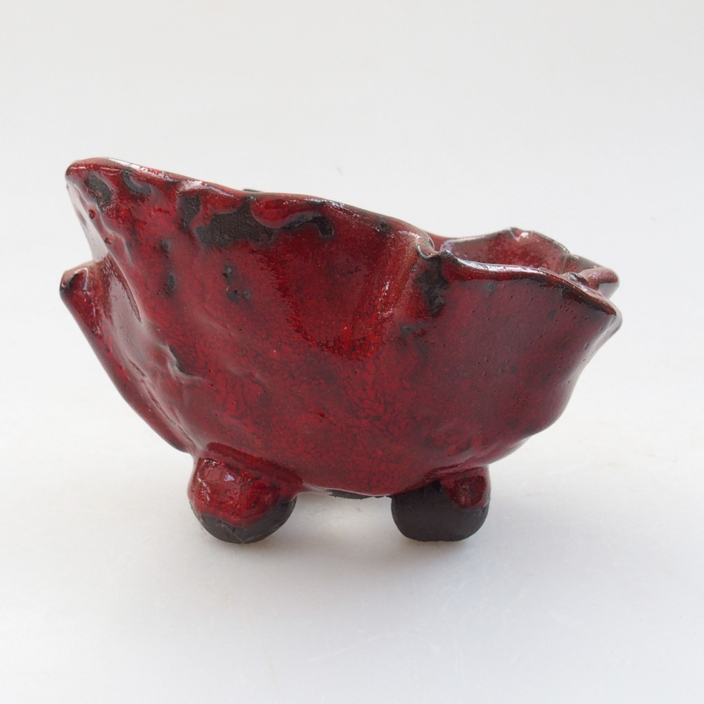 Keramische schaal 8,5 x 8 x 6 cm , kleur rood